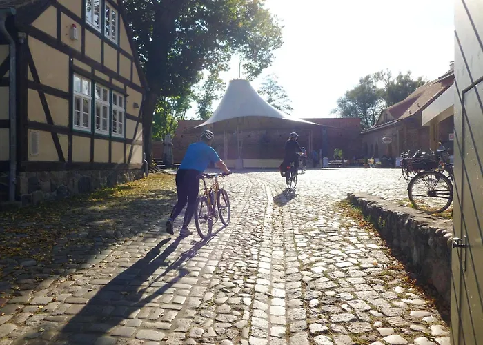 度假居 4 Elemente In Mit Tollem Garten Selchow (Oder-Spree)