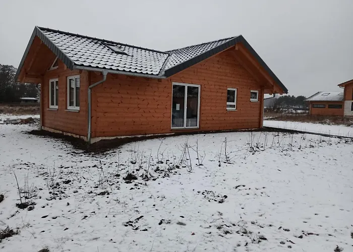 4 Elemente In Mit Tollem Garten * Selchow (Oder-Spree)