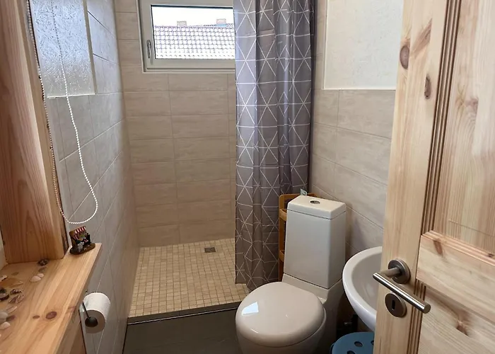 4 Elemente In Mit Tollem Garten *